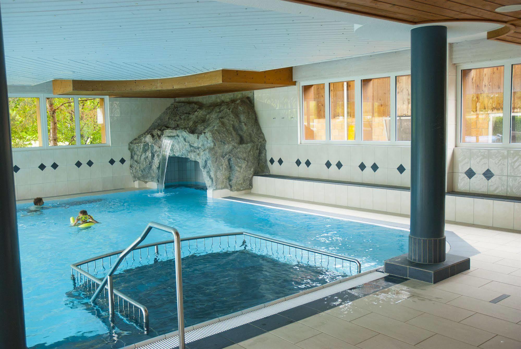 Hotel Simmenhof Lenk Eksteriør billede