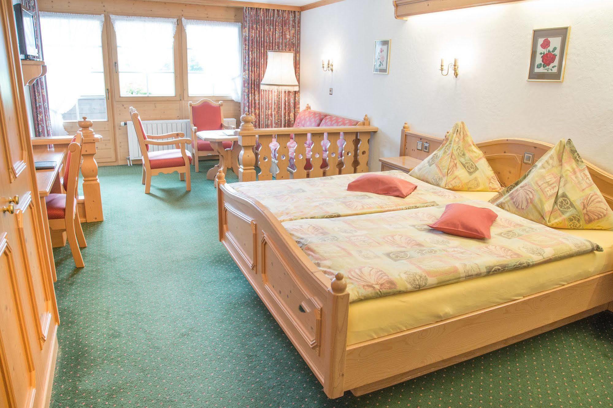 Hotel Simmenhof Lenk Eksteriør billede